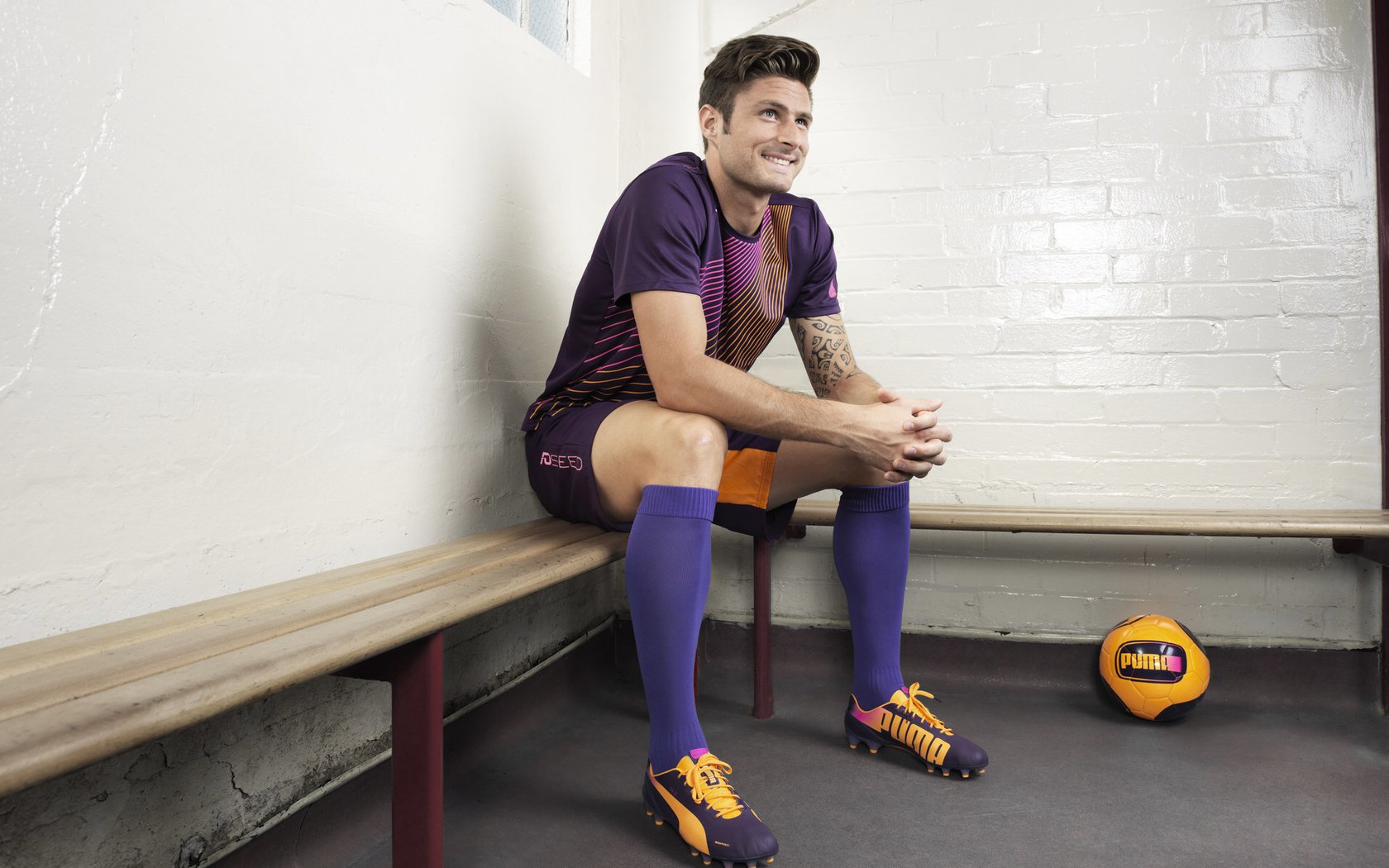 开云体育中国-从牙买加到斯坦福桥，苏亚雷斯如何用关键节点得分改写比赛基因