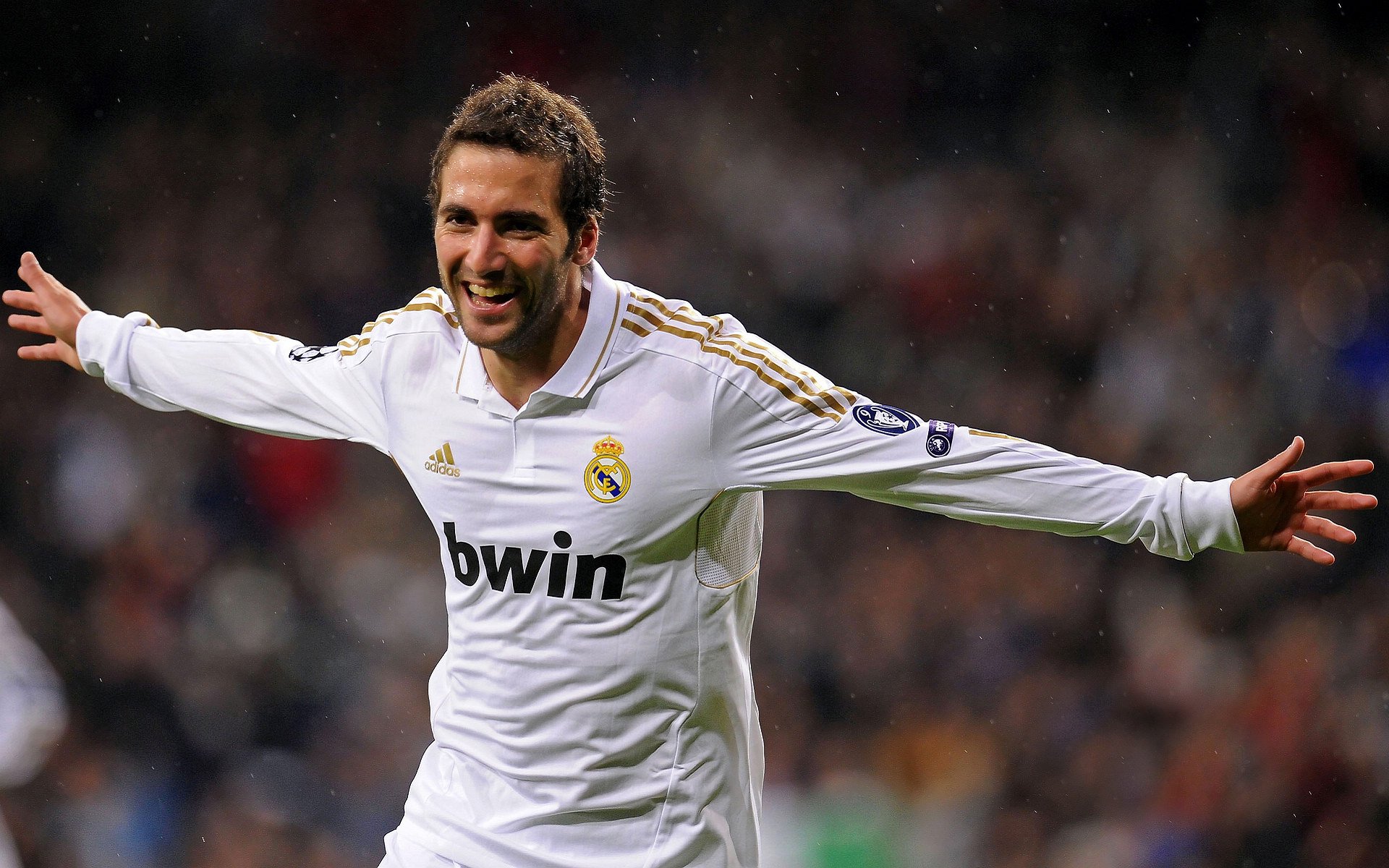 意甲焦点战之夜，莫兰特比赛走势一手掌控