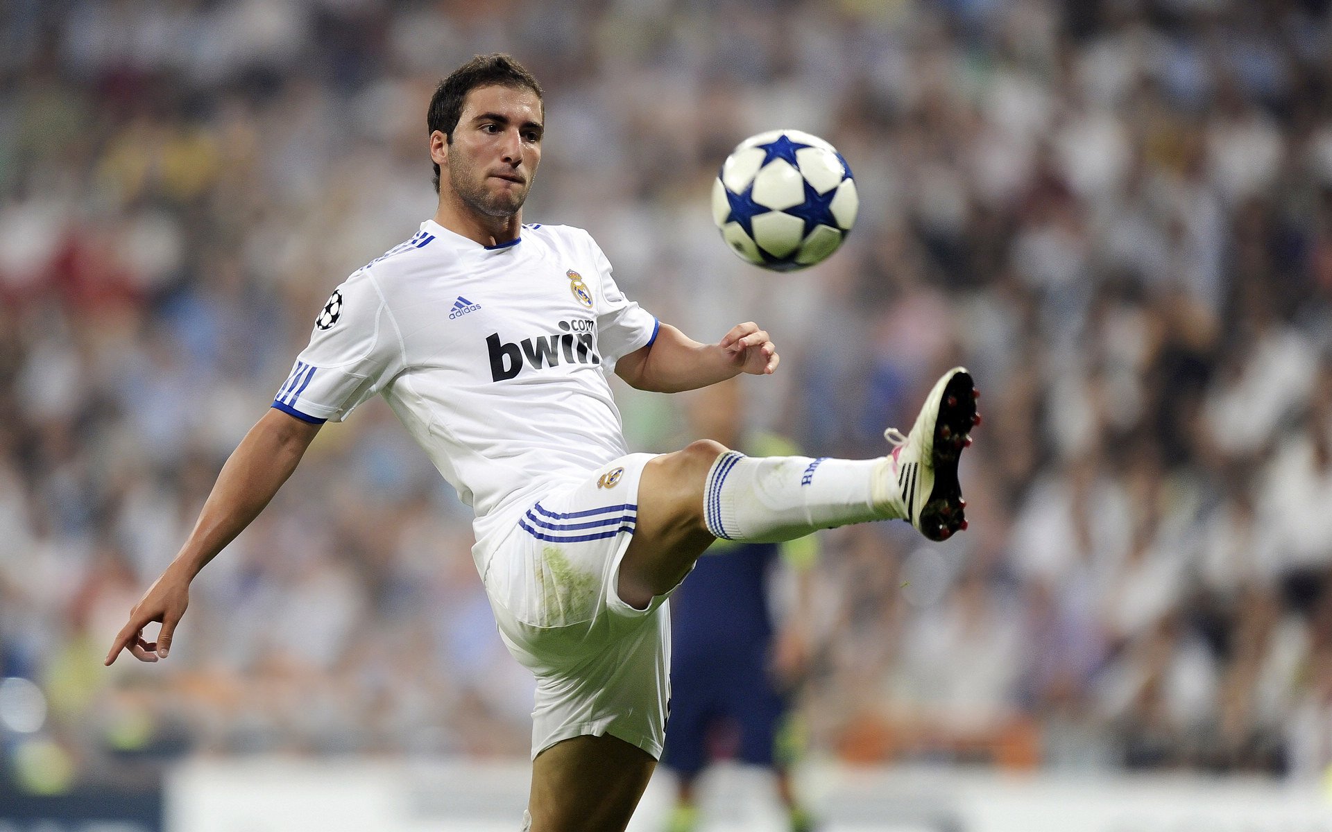 开云体育2026-罗马翻盘比利时，莫德里奇关键回合不手软，当传奇在绝境中淬炼成钢