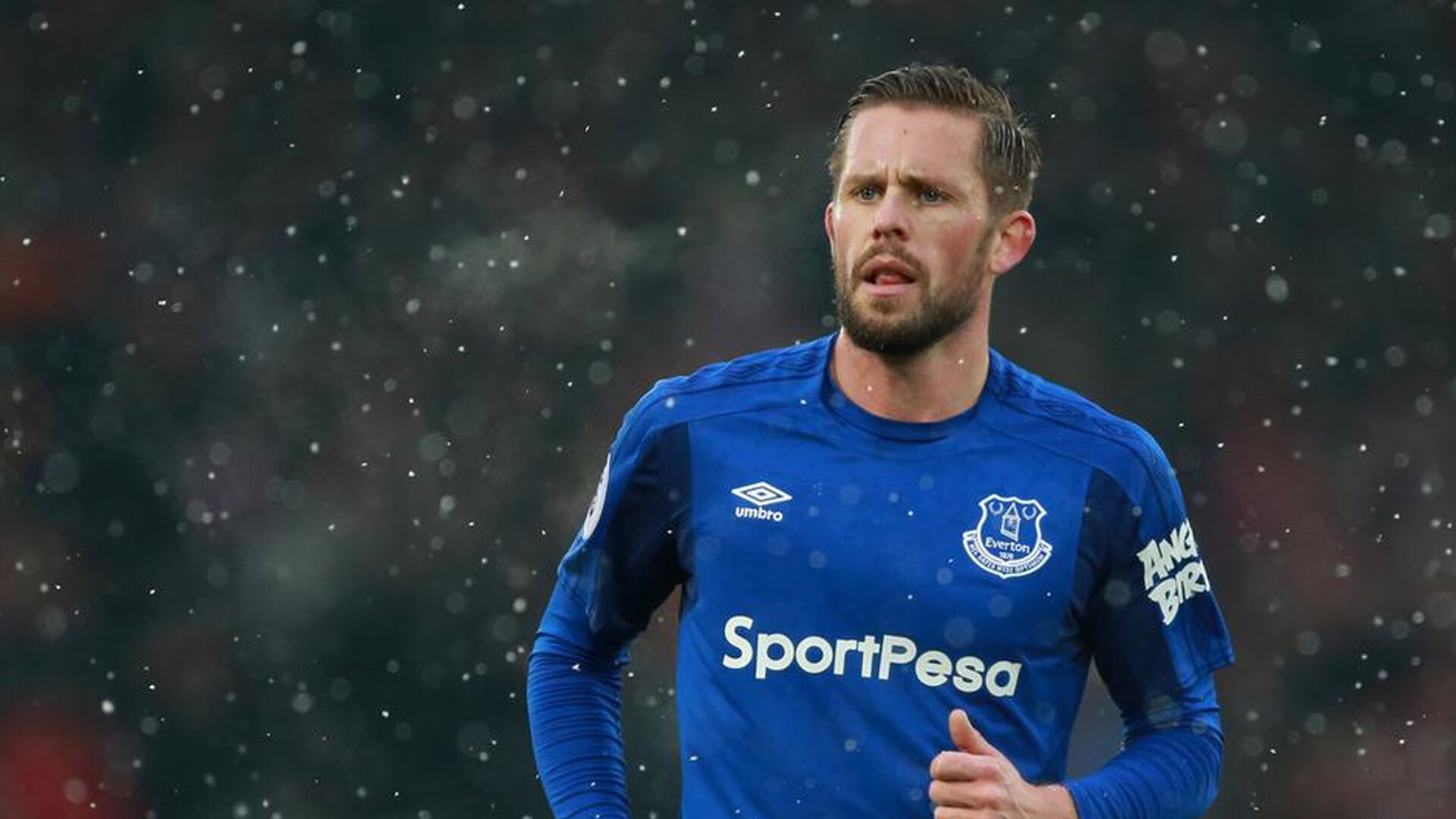 开云体育APP下载-年度焦点之战之夜，蒂亚戈成为全场焦点